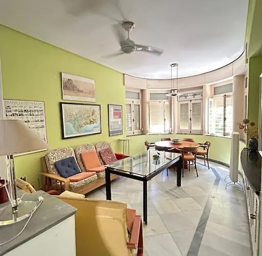 Hispalis Porvenir Villa *